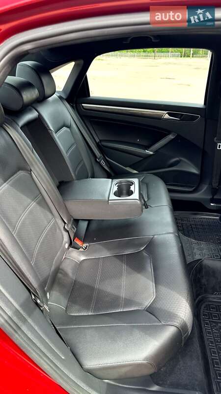 Седан Volkswagen Passat 2018 в Кривом Роге