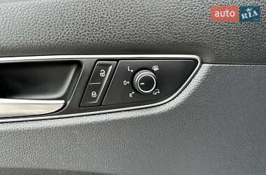 Седан Volkswagen Passat 2017 в 