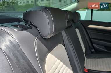 Седан Volkswagen Passat 2016 в 