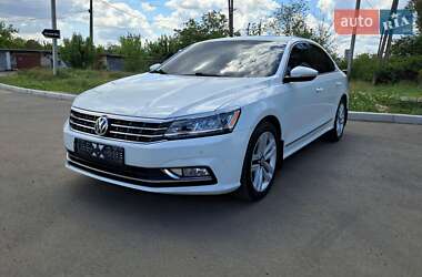 Седан Volkswagen Passat 2017 в Кривом Роге