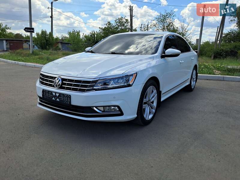 Седан Volkswagen Passat 2017 в Кривому Розі
