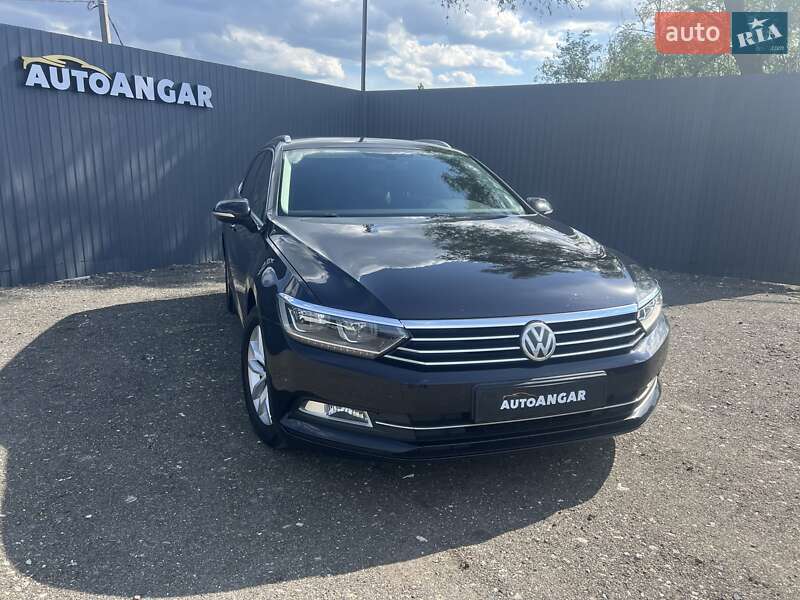 Универсал Volkswagen Passat 2015 в Киеве