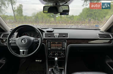 Седан Volkswagen Passat 2014 в 