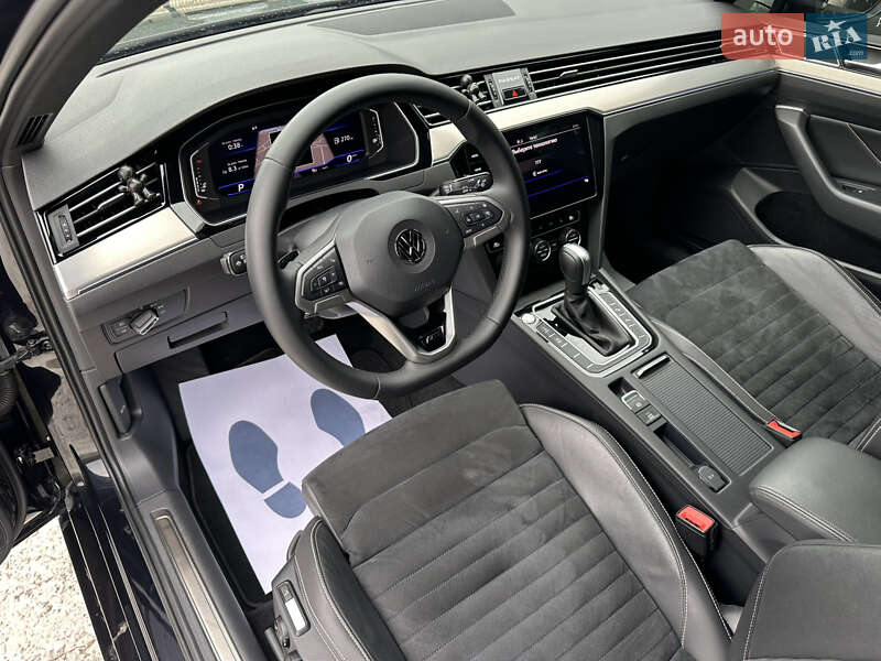 Седан Volkswagen Passat 2020 в Киеве