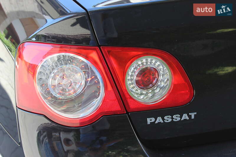 Седан Volkswagen Passat 2008 в Днепре