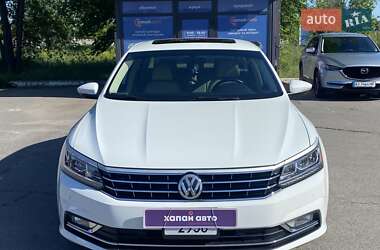 Седан Volkswagen Passat 2016 в 