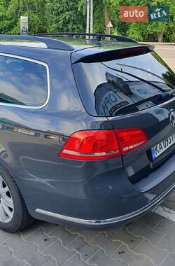 Универсал Volkswagen Passat 2011 в 