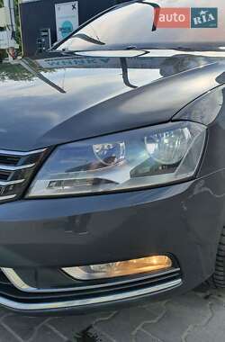 Универсал Volkswagen Passat 2011 в 