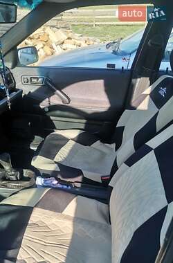 Универсал Volkswagen Passat 1990 в 