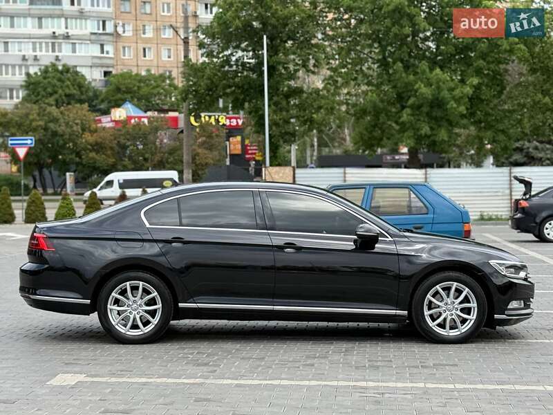 Седан Volkswagen Passat 2015 в Кривому Розі