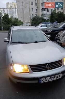 Універсал Volkswagen Passat 2000 в Києві