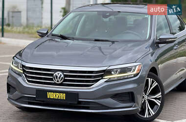 Седан Volkswagen Passat 2020 в 