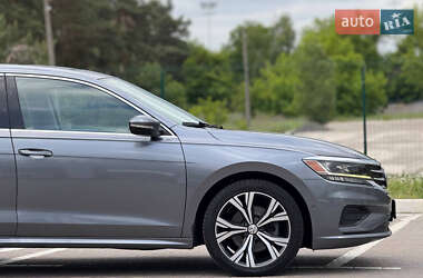 Седан Volkswagen Passat 2020 в 