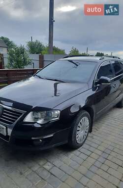 Універсал Volkswagen Passat 2010 в Борщеві