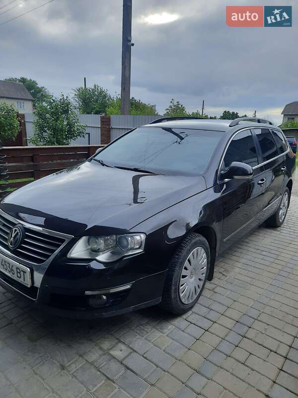 Универсал Volkswagen Passat 2010 в 