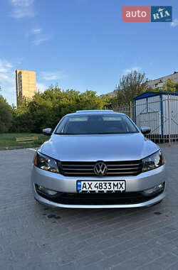 Седан Volkswagen Passat 2013 в Харькове