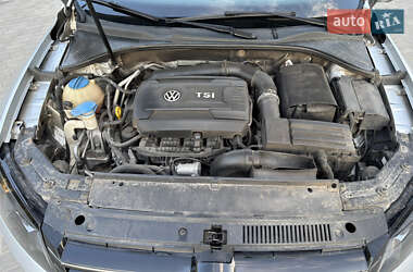 Седан Volkswagen Passat 2013 в 