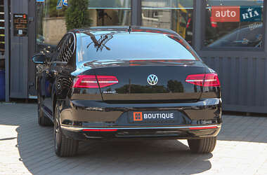 Седан Volkswagen Passat 2018 в 