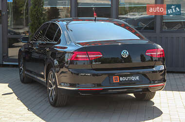 Седан Volkswagen Passat 2018 в 