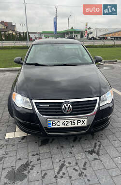 Седан Volkswagen Passat 2009 в Львове