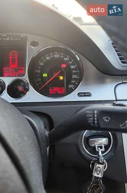Універсал Volkswagen Passat 2008 в 