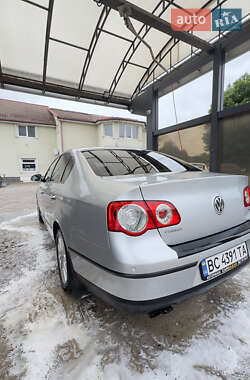 Седан Volkswagen Passat 2010 в 