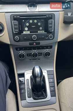 Универсал Volkswagen Passat 2014 в 