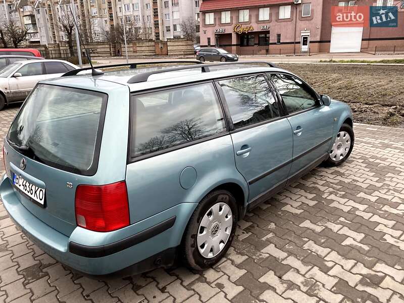 Універсал Volkswagen Passat 1998 в Шептицькому