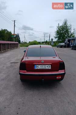 Седан Volkswagen Passat 1997 в 
