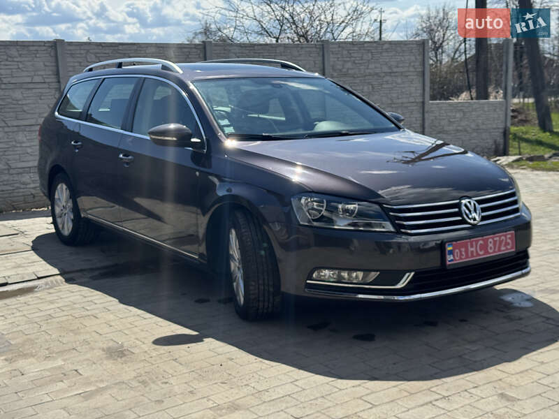 Універсал Volkswagen Passat 2011 в Новій Водолагі фото 4 Універсал Volkswagen Passat 2011 в Новій Водолагі