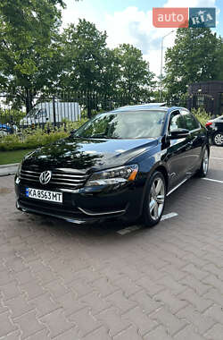 Седан Volkswagen Passat 2014 в Киеве