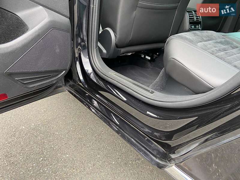 Универсал Volkswagen Passat 2017 в Черновцах