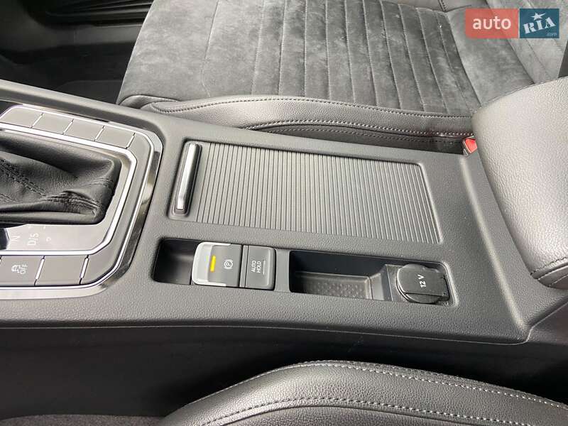 Универсал Volkswagen Passat 2017 в Черновцах