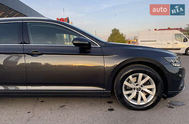 Универсал Volkswagen Passat 2020 в 