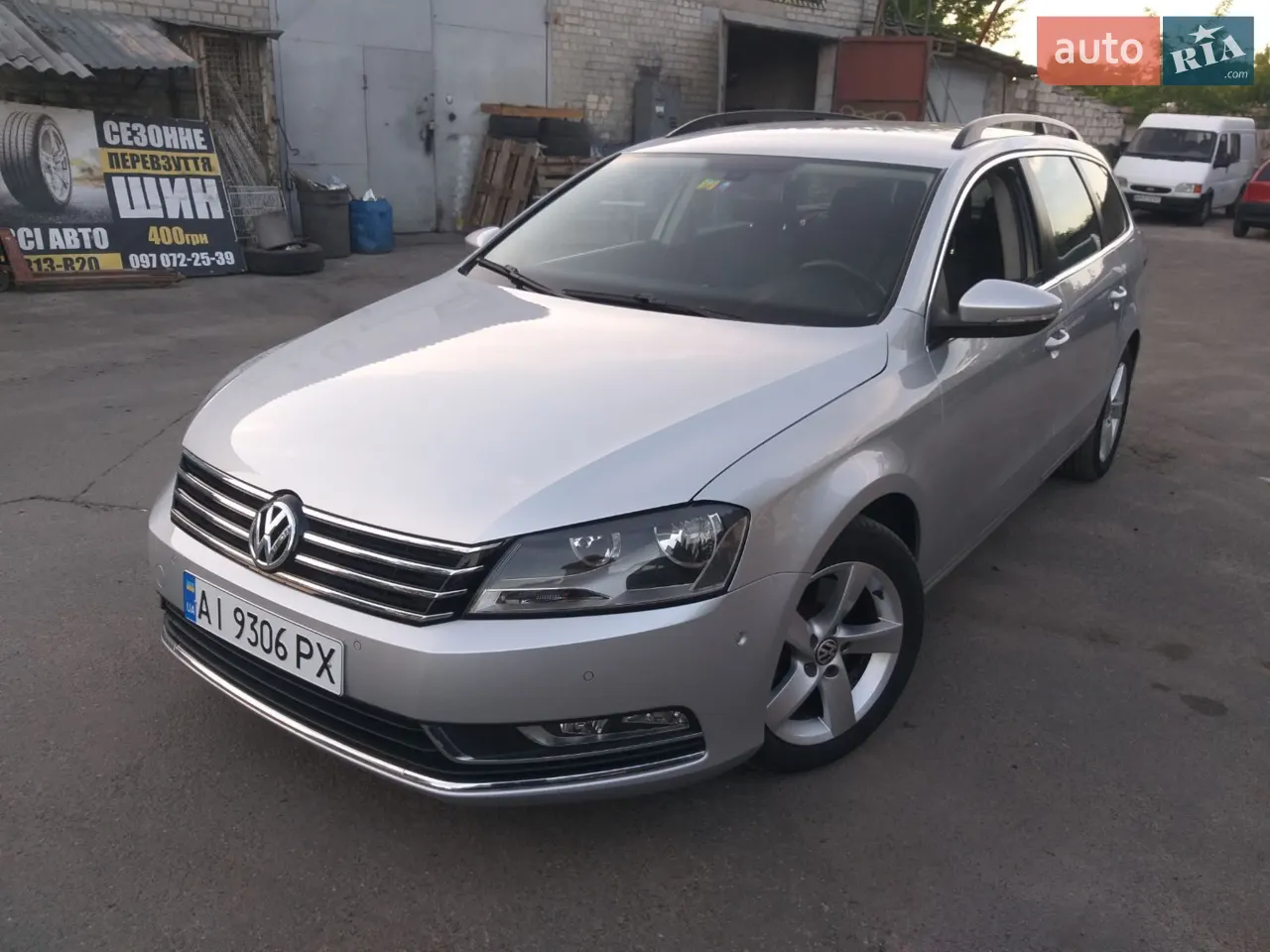 2010 Volkswagen Passat - мініатюра 21