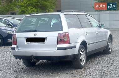 Универсал Volkswagen Passat 2004 в 