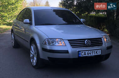 Седан Volkswagen Passat 2001 в 