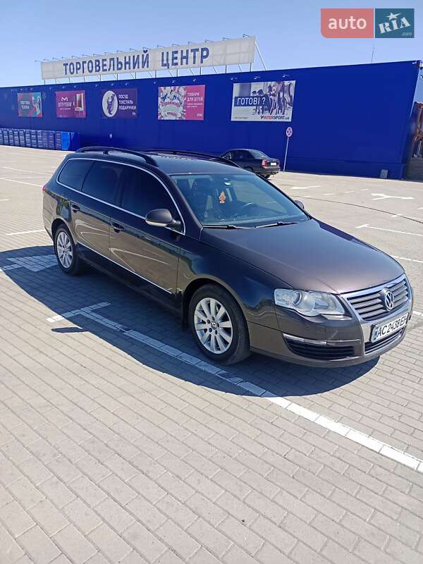 Универсал Volkswagen Passat 2009 в 