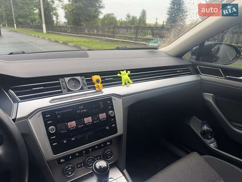 Универсал Volkswagen Passat 2017 в Снятине