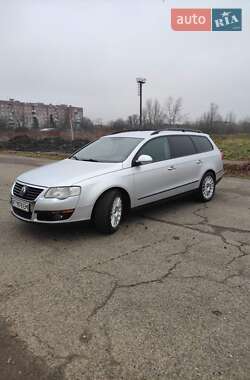 Універсал Volkswagen Passat 2006 в Коломиї