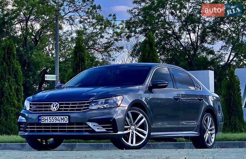 Седан Volkswagen Passat 2017 в Одесі