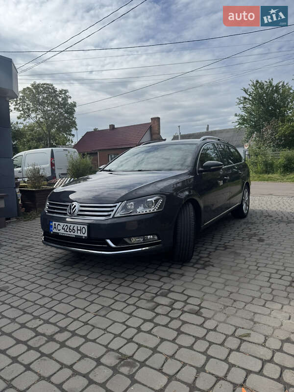 Универсал Volkswagen Passat 2013 в Луцке фото 6 Универсал Volkswagen Passat 2013 в Луцке