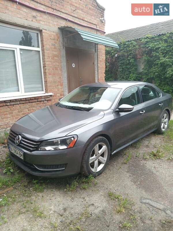 Седан Volkswagen Passat 2011 в Кропивницькому