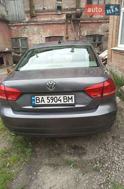 Седан Volkswagen Passat 2011 в 