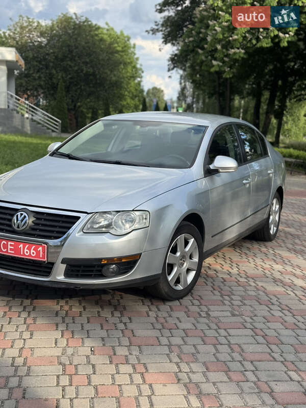 Седан Volkswagen Passat 2007 в Лубнах