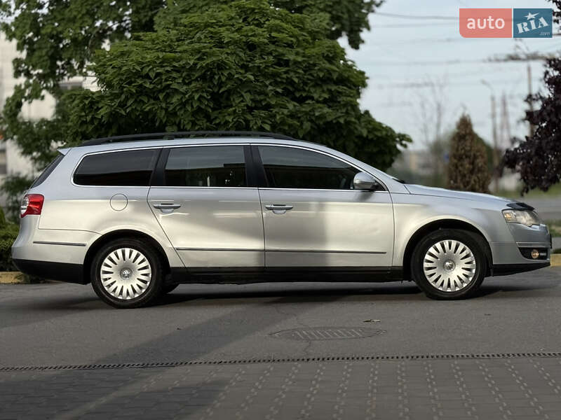 Універсал Volkswagen Passat 2005 в Дніпрі