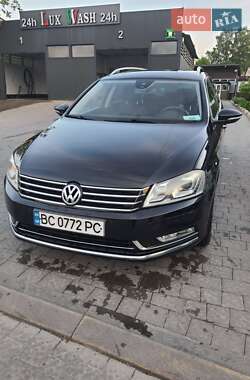 Универсал Volkswagen Passat 2011 в Львове