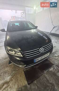 Универсал Volkswagen Passat 2011 в Львове