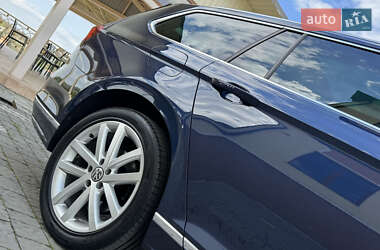 Универсал Volkswagen Passat 2016 в 