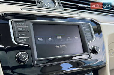 Универсал Volkswagen Passat 2016 в 